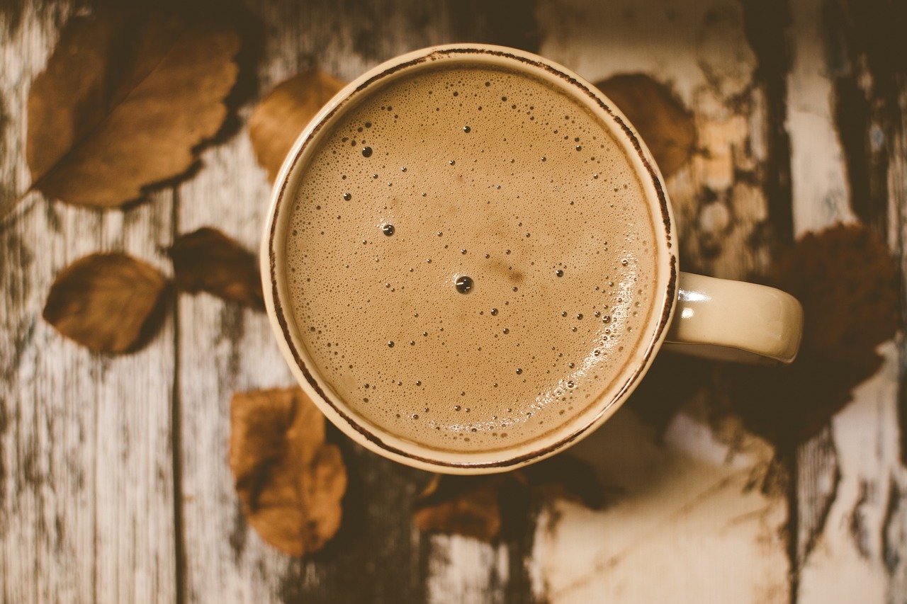 Exploring the Benefits of Coffee with MCT Oil for Fat Loss