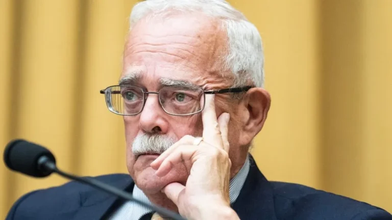 Gerry Connolly Beats AOC in Race for Key Democratic Congressional Post – Mother Jones