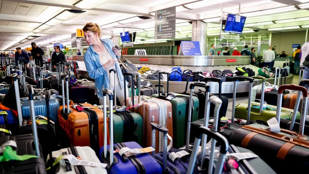 Traveling? Download These Reveal Episodes Now for Your Trip – Mother Jones